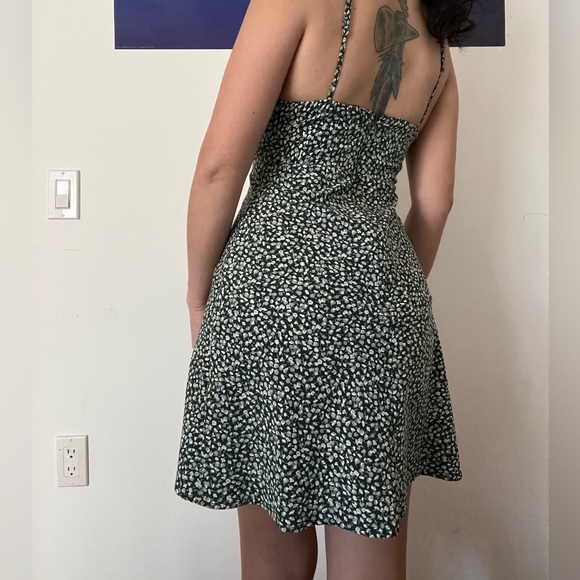 Abercrombie and fitch floral mini dress small - Picture 4 of 5